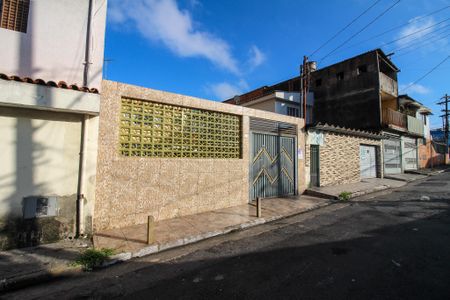 Casa à venda com 128m², 3 quartos e 8 vagasFachada