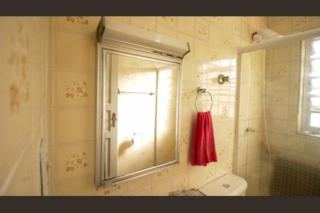 Casa à venda com 128m², 3 quartos e 8 vagasBanheiro/Suite 2