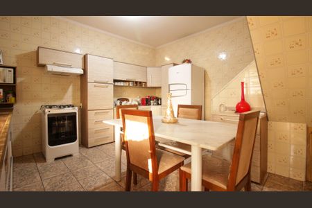 Casa à venda com 128m², 3 quartos e 8 vagasCopa