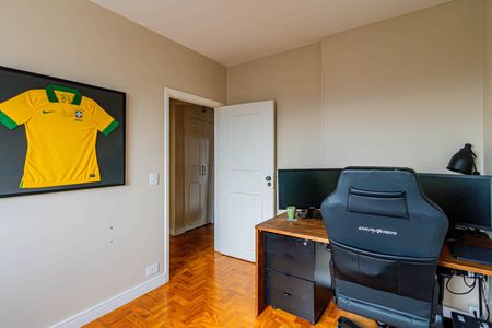 Apartamento à venda com 110m², 3 quartos e 1 vagaQuarto 02