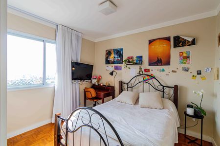 Apartamento à venda com 110m², 3 quartos e 1 vagaQuarto 01