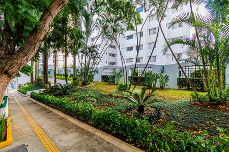 Apartamento à venda com 110m², 3 quartos e 1 vagaFachada