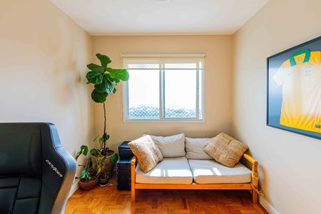Apartamento à venda com 110m², 3 quartos e 1 vagaQuarto 02