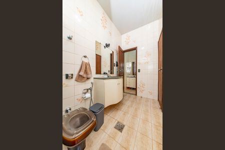 Casa à venda com 350m², 4 quartos e 2 vagasBanheiro Social