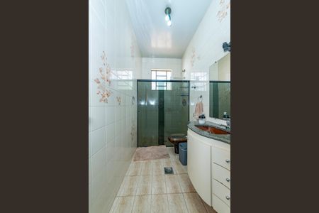 Casa à venda com 350m², 4 quartos e 2 vagasBanheiro Social