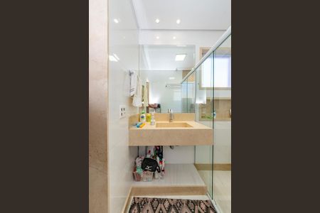 Casa à venda com 350m², 4 quartos e 2 vagasBanheiro da Suíte 3