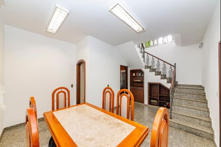 Casa à venda com 350m², 4 quartos e 2 vagasSala 3