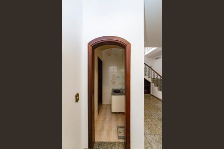 Casa à venda com 350m², 4 quartos e 2 vagasBanheiro Social