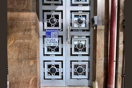 Studio à venda com 43m², 1 quarto e sem vaga Studio à venda com 43m², 1 quarto e sem vagaPlaca