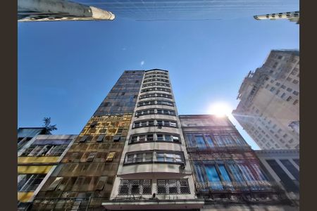 Studio à venda com 43m², 1 quarto e sem vaga Studio à venda com 43m², 1 quarto e sem vagaFachada