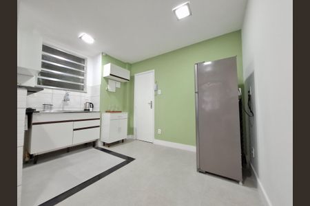 Studio à venda com 43m², 1 quarto e sem vaga Studio à venda com 43m², 1 quarto e sem vagaCozinha/ área de serviço