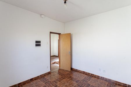 Casa à venda com 250m², 5 quartos e 3 vagas Casa à venda com 250m², 5 quartos e 3 vagasQuarto 1 - Casa 1