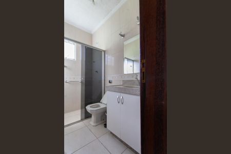 Casa à venda com 250m², 5 quartos e 3 vagas Casa à venda com 250m², 5 quartos e 3 vagasBanheiro Social - Casa 1