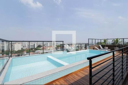 Apartamento à venda com 26m², 1 quarto e sem vagaPiscina