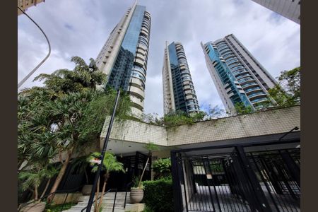 Apartamento para alugar com 288m², 4 quartos e 4 vagasFachada