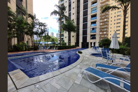 Apartamento para alugar com 288m², 4 quartos e 4 vagasÁrea comum - Piscina