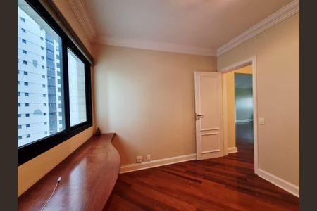 Apartamento para alugar com 288m², 4 quartos e 4 vagasEscritório