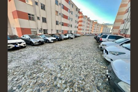 Apartamento à venda com 45m², 2 quartos e 1 vaga Apartamento à venda com 45m², 2 quartos e 1 vagaGaragem