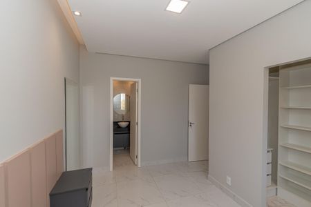 Apartamento para alugar com 57m², 2 quartos e 1 vagaSuíte