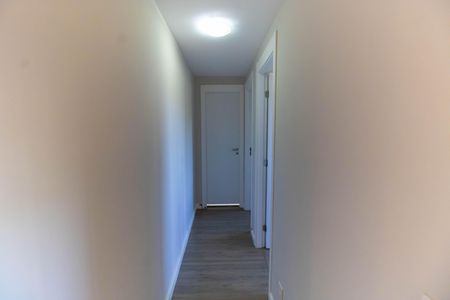 Apartamento para alugar com 71m², 2 quartos e 1 vaga Apartamento para alugar com 71m², 2 quartos e 1 vagaCorredor