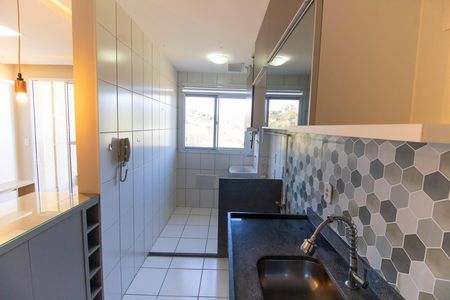 Apartamento para alugar com 71m², 2 quartos e 1 vaga Apartamento para alugar com 71m², 2 quartos e 1 vagaCozinha e Área de Serviço
