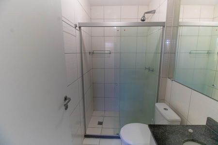 Apartamento para alugar com 71m², 2 quartos e 1 vaga Apartamento para alugar com 71m², 2 quartos e 1 vagaBanheiro da Suíte