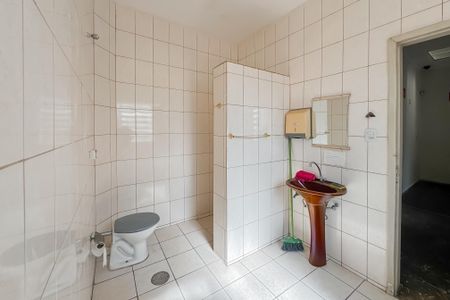 Casa para alugar com 447m², 3 quartos e 1 vaga Casa para alugar com 447m², 3 quartos e 1 vagaBanheiro