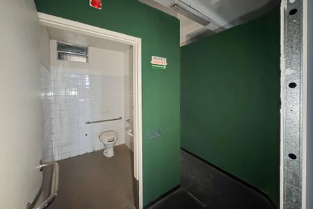 Casa para alugar com 447m², 3 quartos e 1 vaga Casa para alugar com 447m², 3 quartos e 1 vagaBanheiros - Térreo