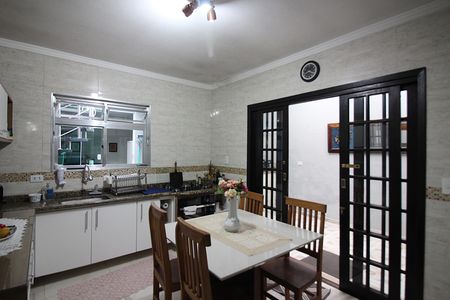 Casa à venda com 145m², 2 quartos e 2 vagasCozinha