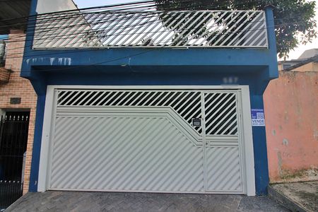 Casa à venda com 145m², 2 quartos e 2 vagasFachada