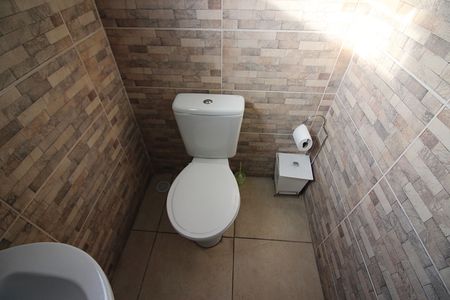 Casa à venda com 145m², 2 quartos e 2 vagasLavabo