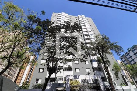 Apartamento à venda com 40m², 1 quarto e 1 vaga Apartamento à venda com 40m², 1 quarto e 1 vagaFachada