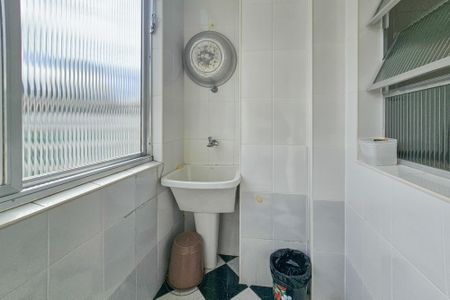 Apartamento para alugar com 80m², 2 quartos e 1 vaga Apartamento para alugar com 80m², 2 quartos e 1 vagaÁrea de serviço