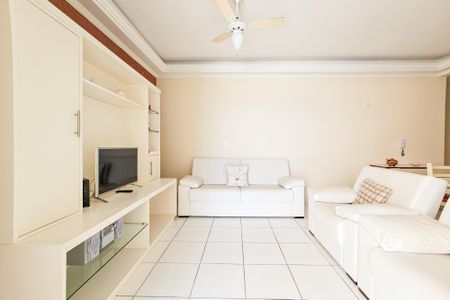 Apartamento para alugar com 80m², 2 quartos e 1 vaga Apartamento para alugar com 80m², 2 quartos e 1 vagaSala