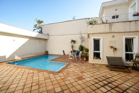 Casa para alugar com 400m², 3 quartos e 3 vagasVista da sala