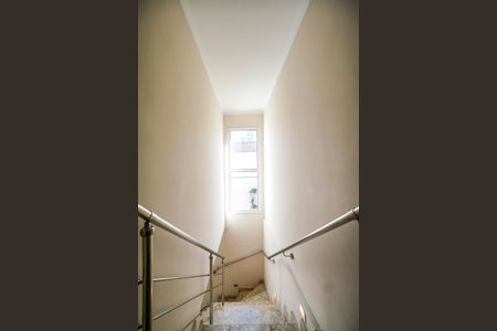 Casa para alugar com 400m², 3 quartos e 3 vagasHall da escada