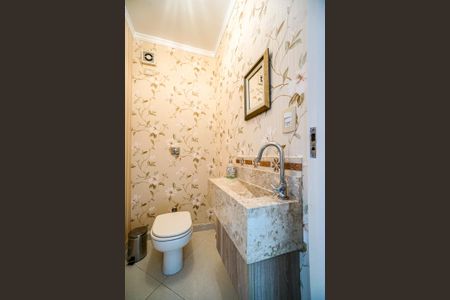 Casa para alugar com 400m², 3 quartos e 3 vagasLavabo