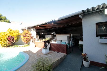 Casa à venda com 227m², 4 quartos e 2 vagas Casa à venda com 227m², 4 quartos e 2 vagasÁrea gourmet