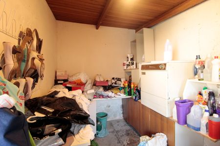 Casa à venda com 227m², 4 quartos e 2 vagas Casa à venda com 227m², 4 quartos e 2 vagasÁrea de Serviço