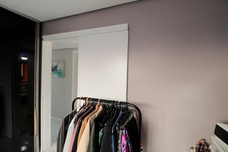 Casa à venda com 227m², 4 quartos e 2 vagas Casa à venda com 227m², 4 quartos e 2 vagasQuarto 1