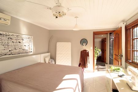 Casa à venda com 227m², 4 quartos e 2 vagas Casa à venda com 227m², 4 quartos e 2 vagasQuarto 4