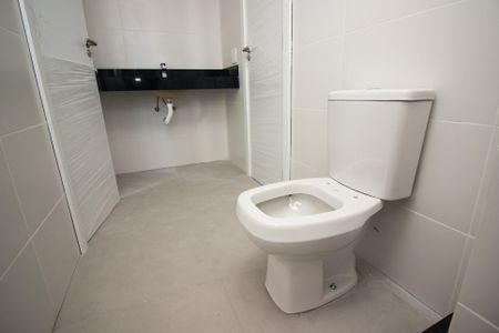 Apartamento à venda com 112m², 3 quartos e 1 vagaBanheiro da Suíte 2