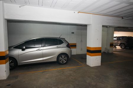 Apartamento à venda com 70m², 2 quartos e 2 vagasGaragem
