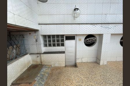 Casa para alugar com 630m², 4 quartos e 6 vagas