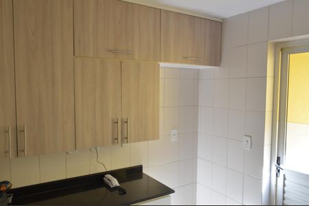 Casa de condomínio para alugar com 112m², 3 quartos e 2 vagasCozinha