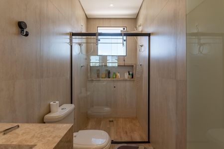 Casa à venda com 200m², 3 quartos e 3 vagasBanheiro Suíte