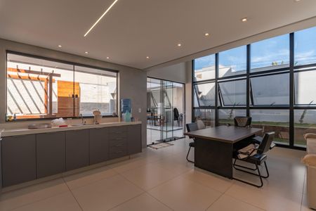 Casa à venda com 200m², 3 quartos e 3 vagasCozinha