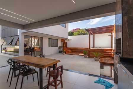 Casa à venda com 200m², 3 quartos e 3 vagasÁrea Gourmet