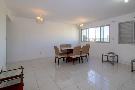 Apartamento para alugar com 135m², 2 quartos e 1 vagaSala