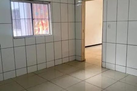 Casa para alugar com 90m², 2 quartos e sem vaga